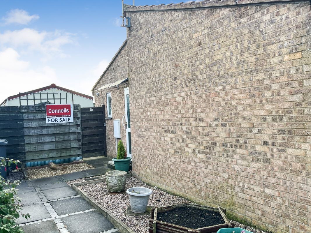 16 Finchfield, Peterborough, Cambridgeshire, PE1 4YG