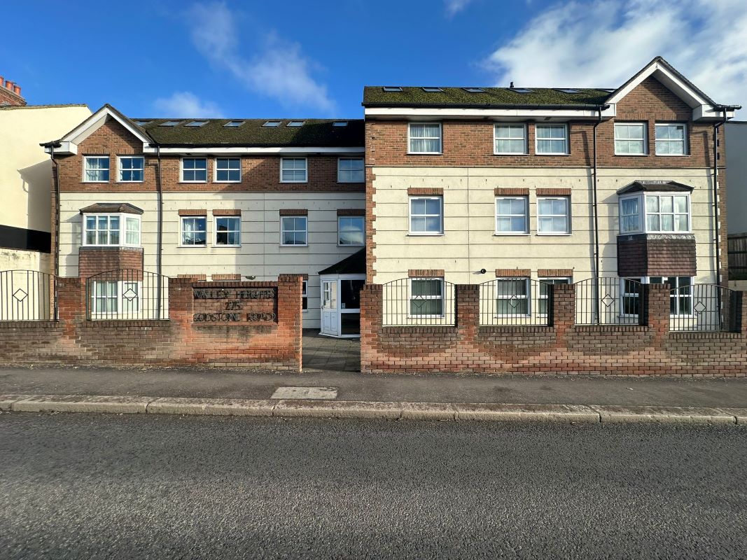 Property for Auction in London - 1 Valley Heights (GFF & Parking Space, 275 Godstone Road, Whyteleafe, Surrey, CR3 0BD