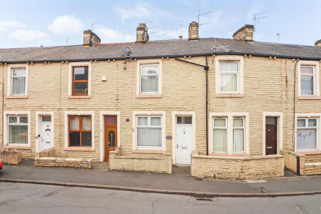 Two-Bedroom Mid-Terrace – Ideal Renovation Project / Buy-to-Let Investment