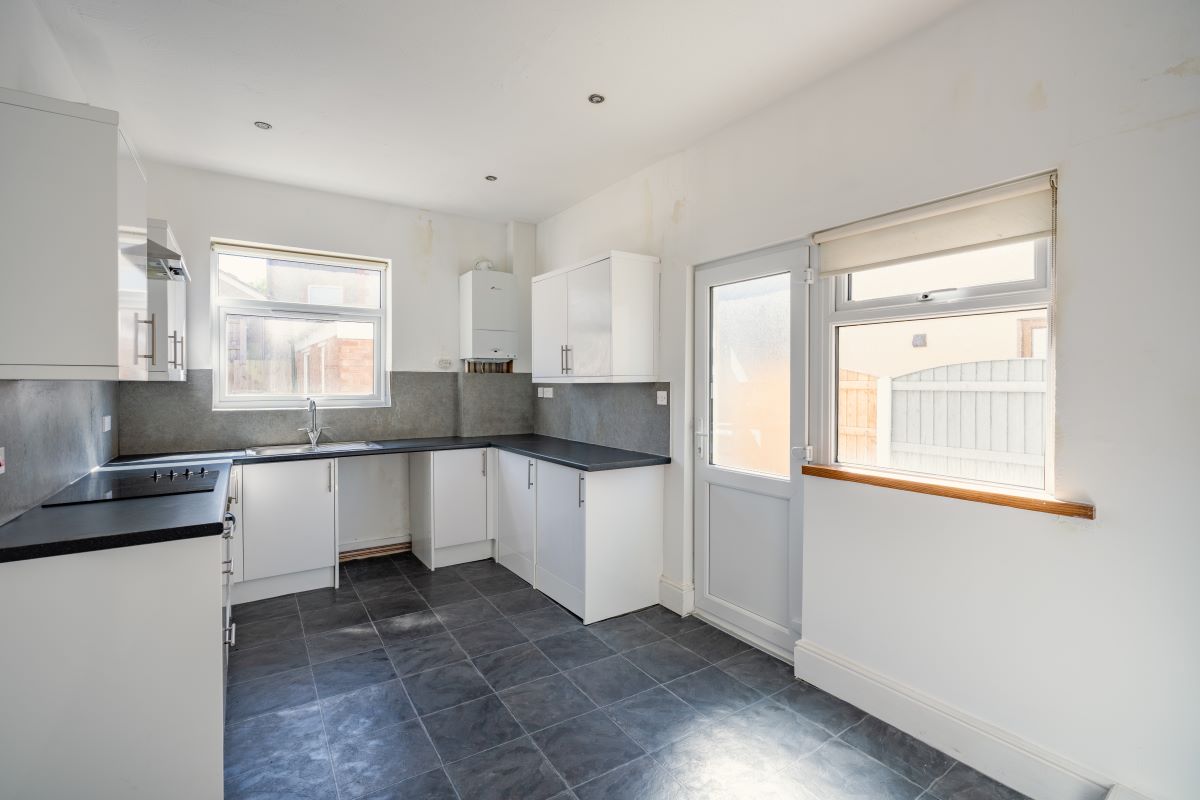 79 Princes Drive, Colwyn Bay, Clwyd, LL29 8PW