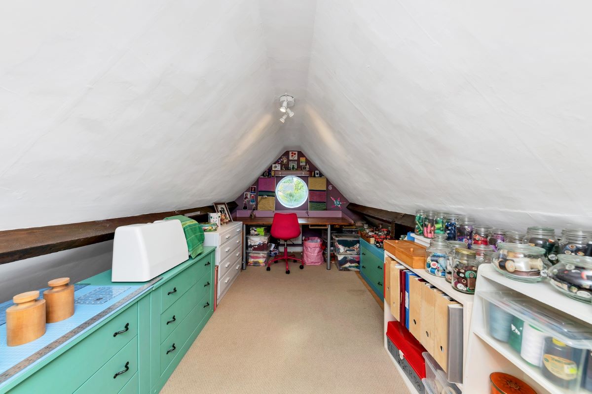 Donthorn Cottage 2 Campingland, Swaffham, Norfolk, PE37 7RB