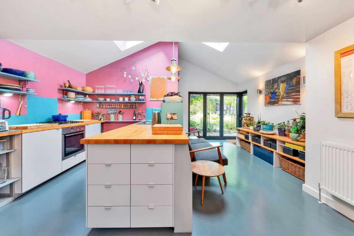 Donthorn Cottage 2 Campingland, Swaffham, Norfolk, PE37 7RB