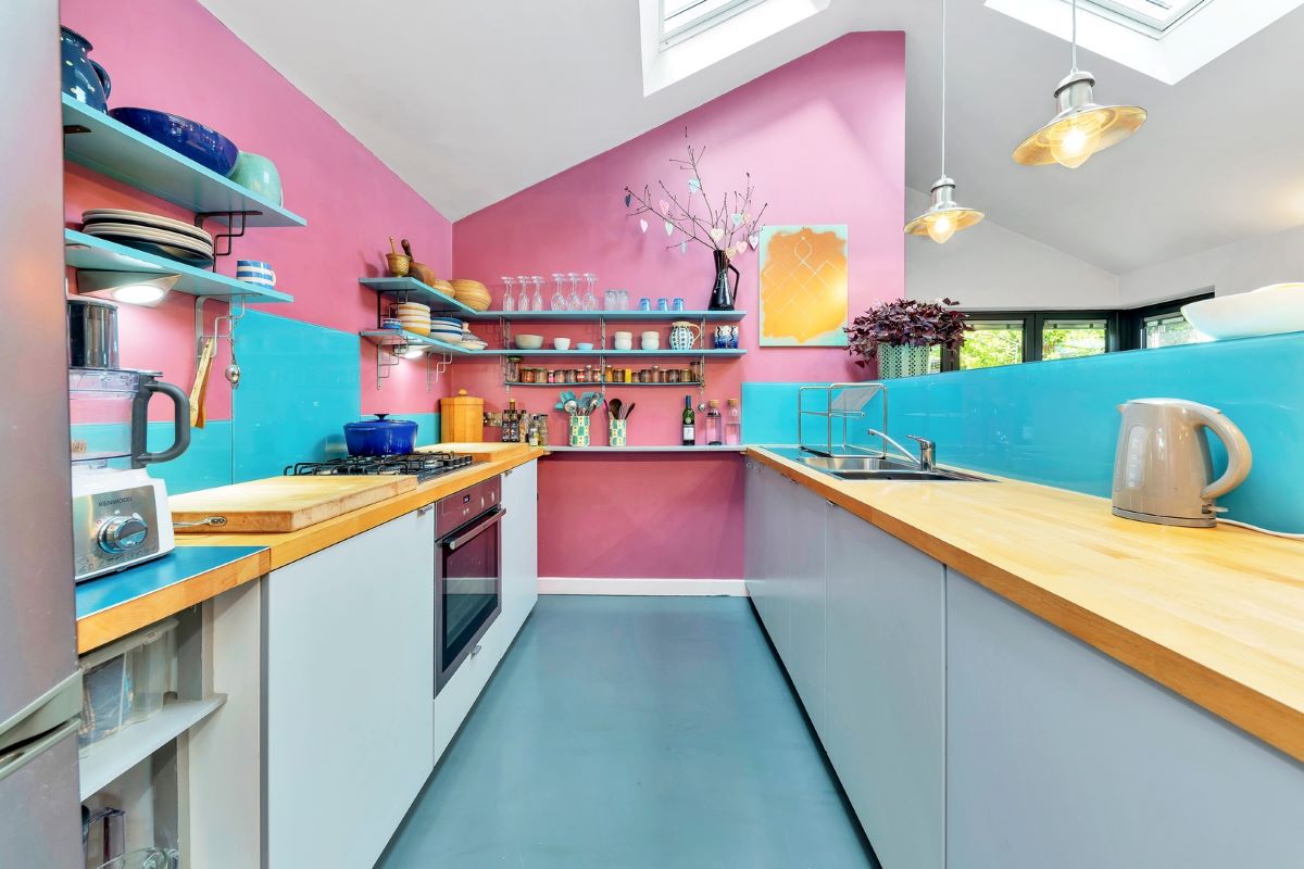 Donthorn Cottage 2 Campingland, Swaffham, Norfolk, PE37 7RB