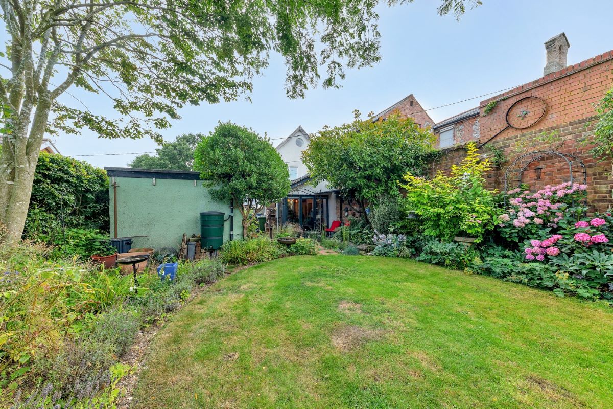 Donthorn Cottage 2 Campingland, Swaffham, Norfolk, PE37 7RB