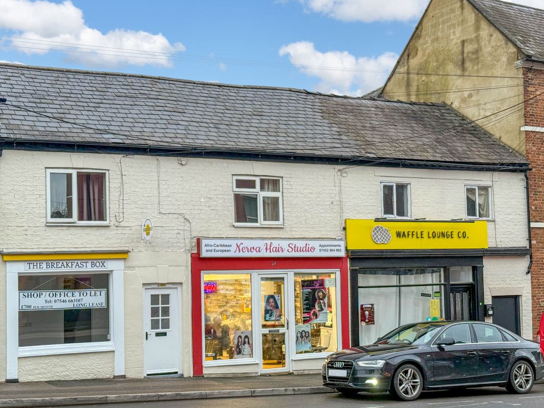 Property for Auction in Northamptonshire - 27A High Street, Wellingborough, Northamptonshire, NN8 4JZ
