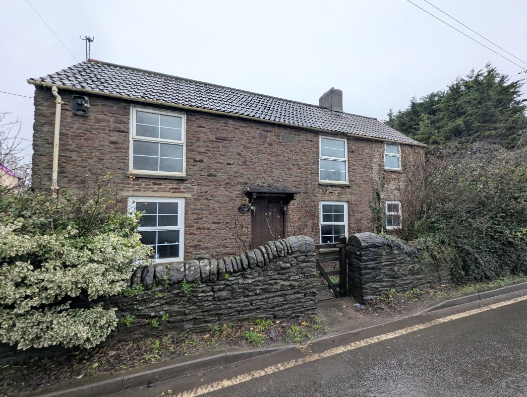 Property for Auction in South West - Grange Cottage Latteridge Road, Bristol, Avon, BS37 9TJ
