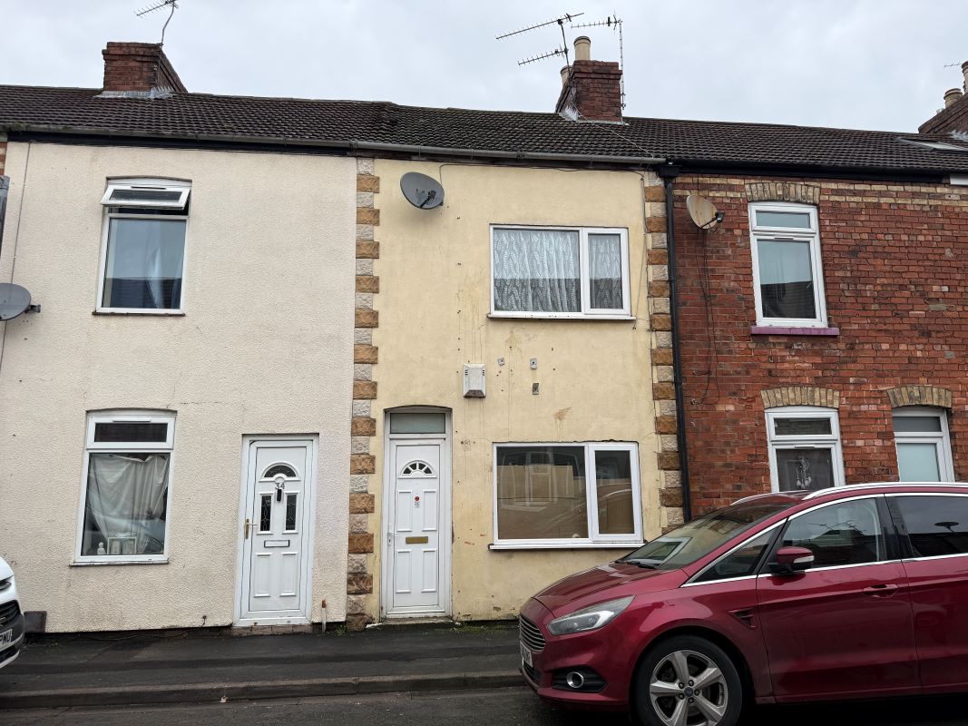 Property for Auction in Lincolnshire - 32 Clinton Terrace, Gainsborough, Lincolnshire, DN21 1JL