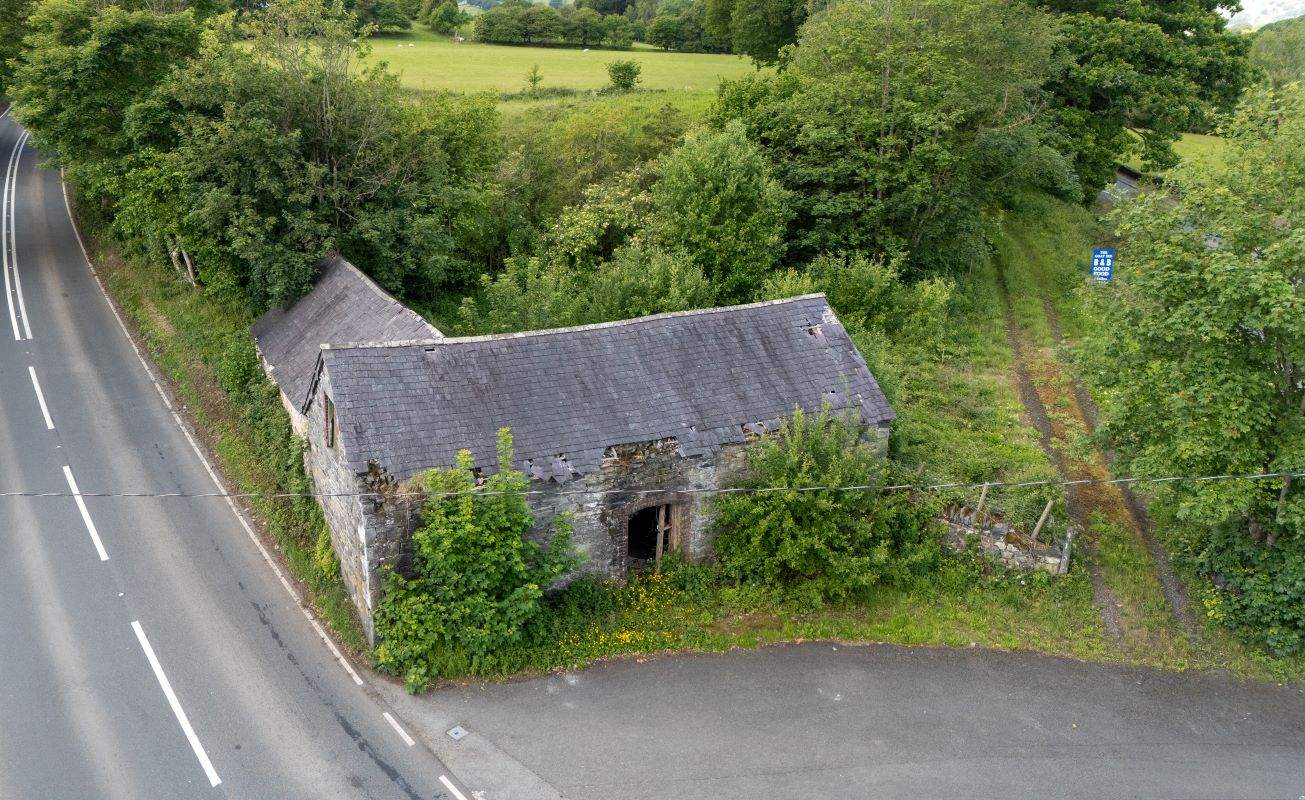 Property for Auction in Wales - Druids Barns, Corwen, Clwyd, LL21 9NU