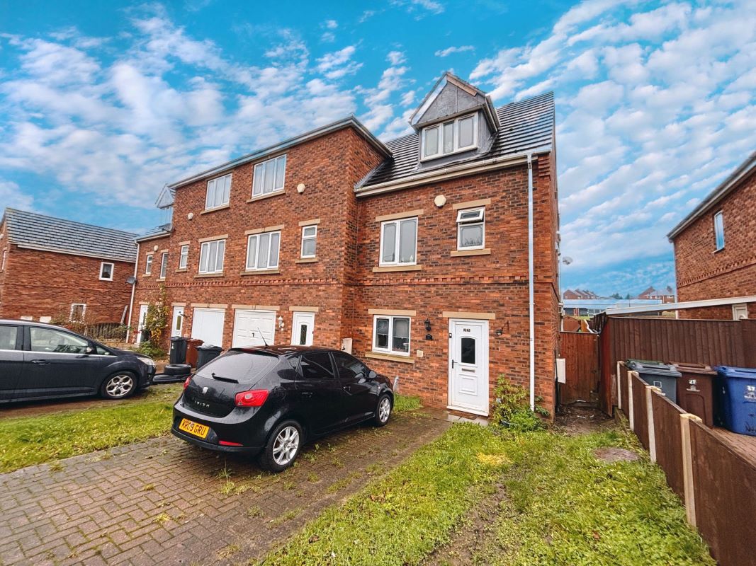 Property for Auction in South Yorkshire - 25 Thornwood Close Thurnscoe, Rotherham, South Yorkshire, S63 0LJ