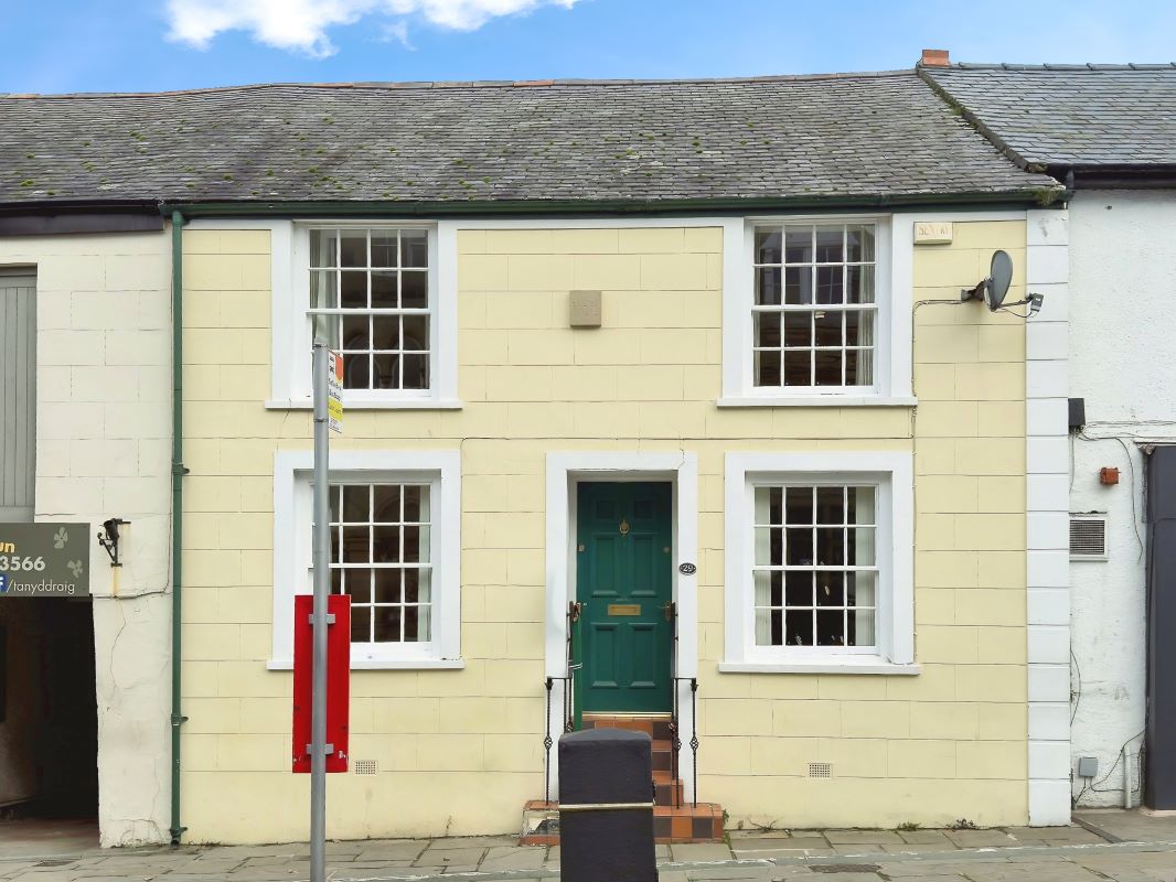 Property for Auction in Wales - 29 Castle Street, Conwy, Conwy, LL32 8AY