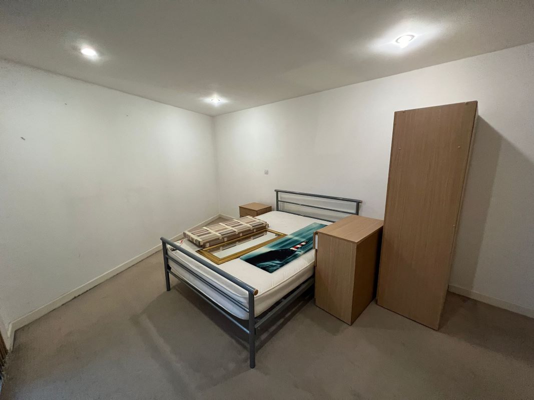 Flat 56 City Point, Sheffield, South Yorkshire, S1 4BP