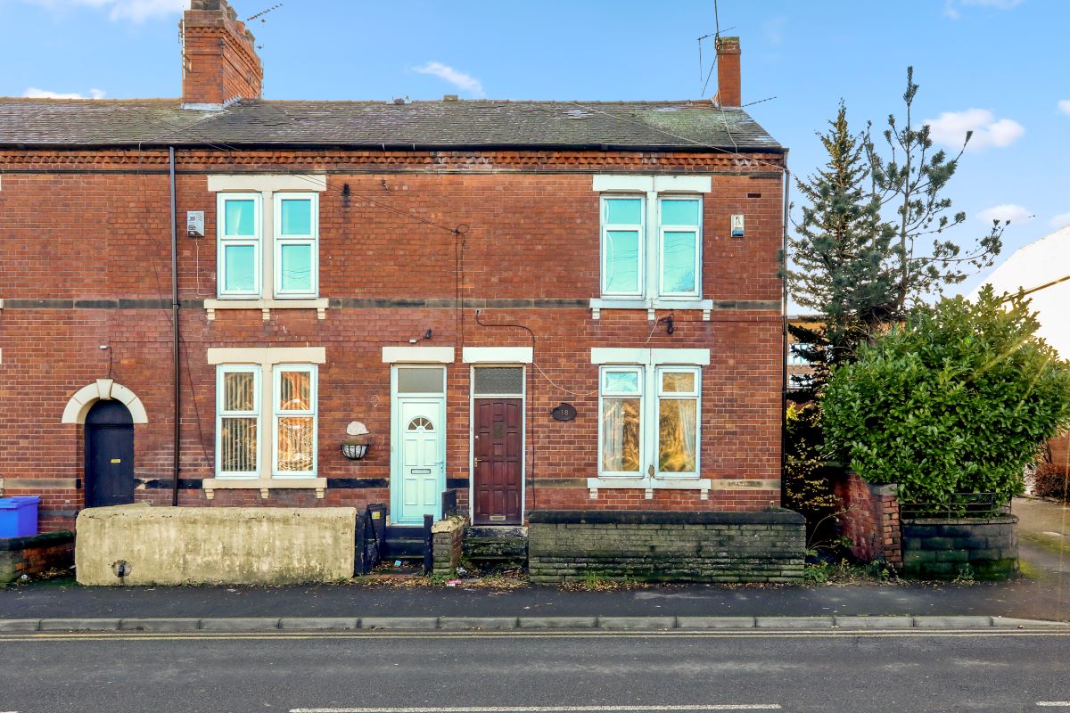 Property for Auction in Lincolnshire - 18 Cheapside, Worksop, Nottinghamshire, S80 2HU