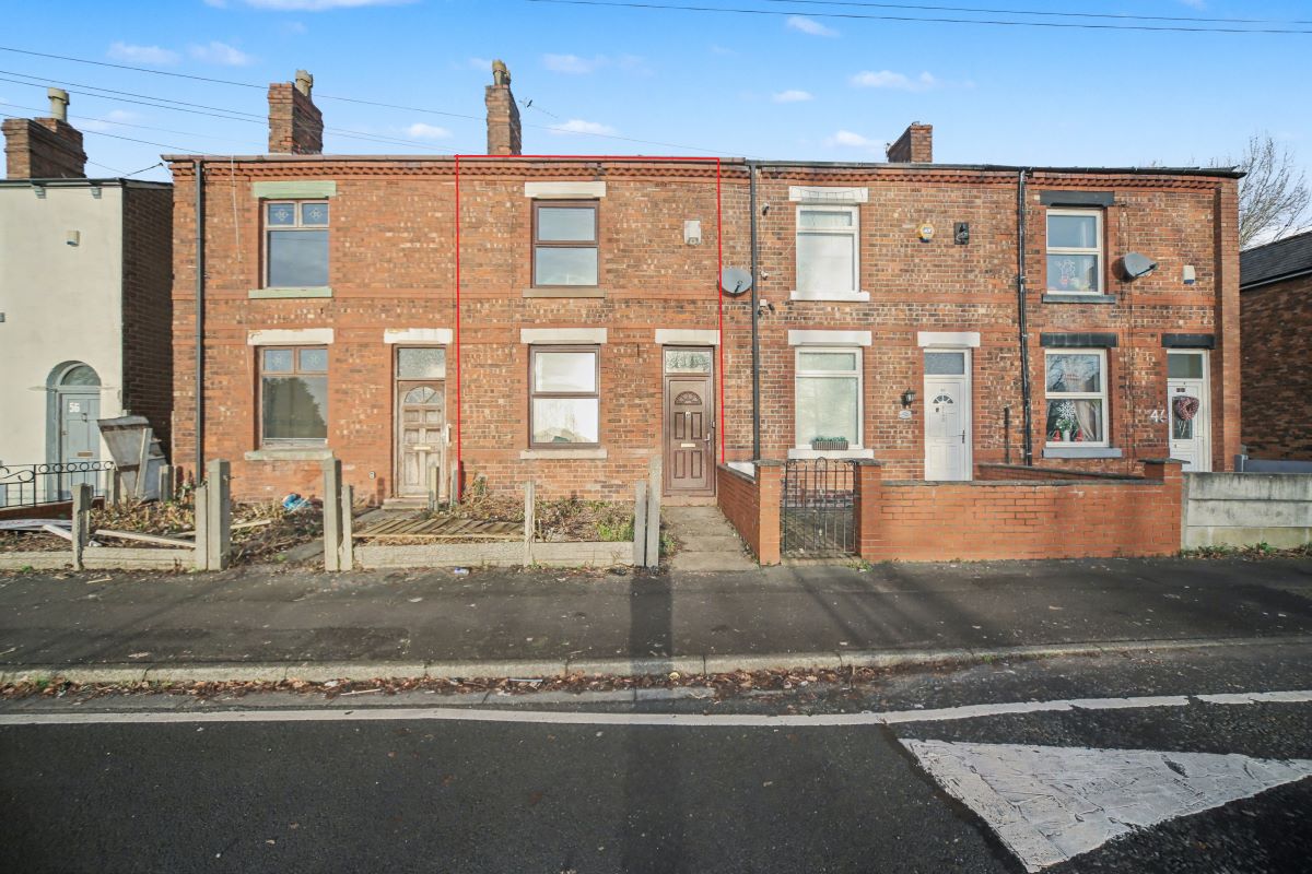 Property for Auction in Lincolnshire - 50 Victoria Road Platt Bridge, Wigan, Lancashire, WN2 5DN