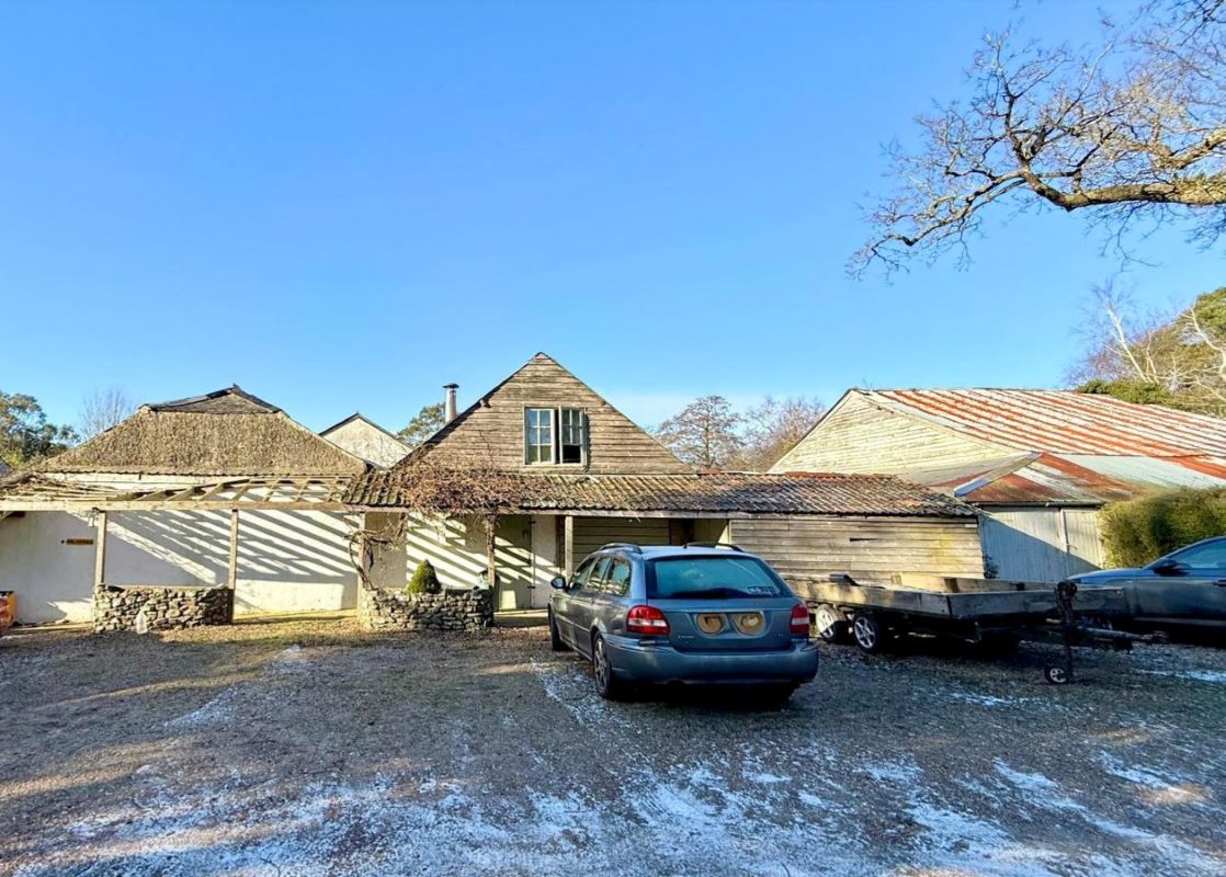 Property for Auction in South West - The Lookout Post Lane, Honiton, Devon, EX14 9HZ