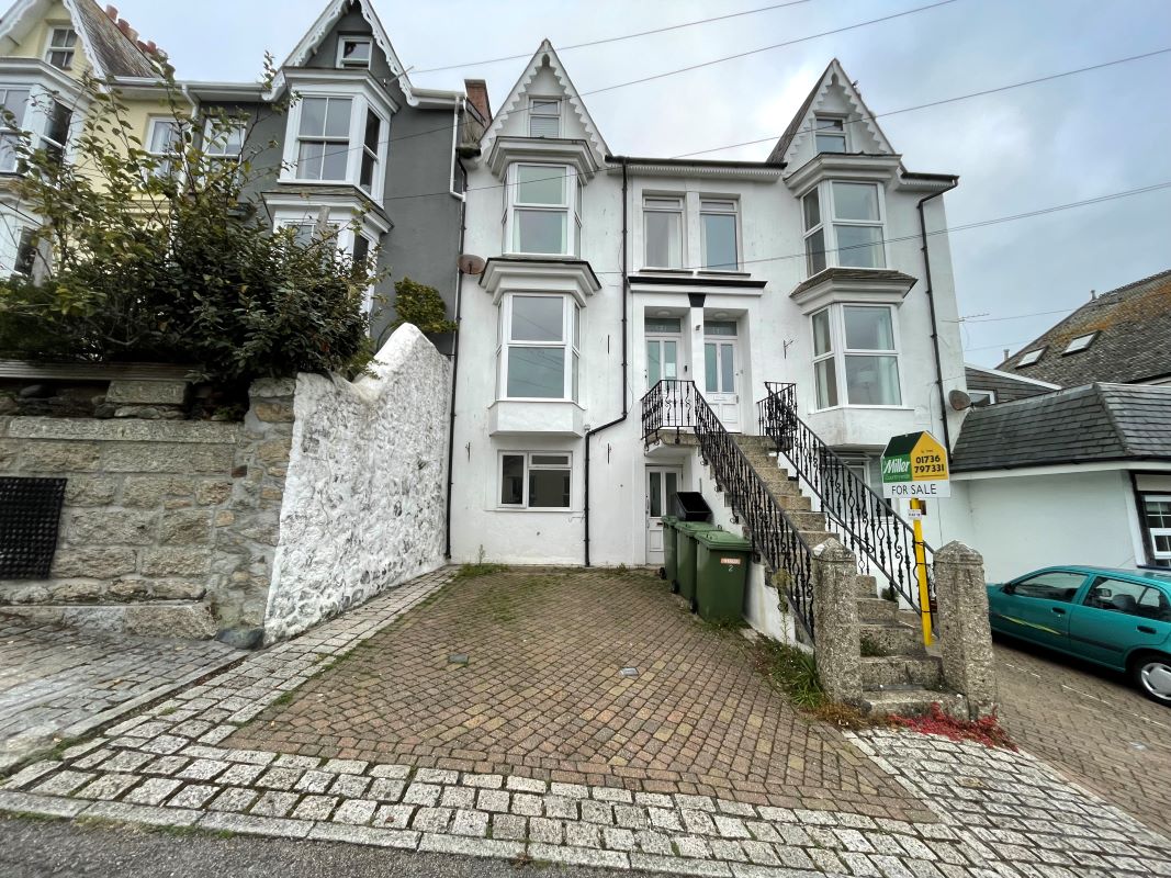 Property for Auction in South West - Apartment 1 2 Richmond Place, St. Ives, Cornwall, TR26 1JN