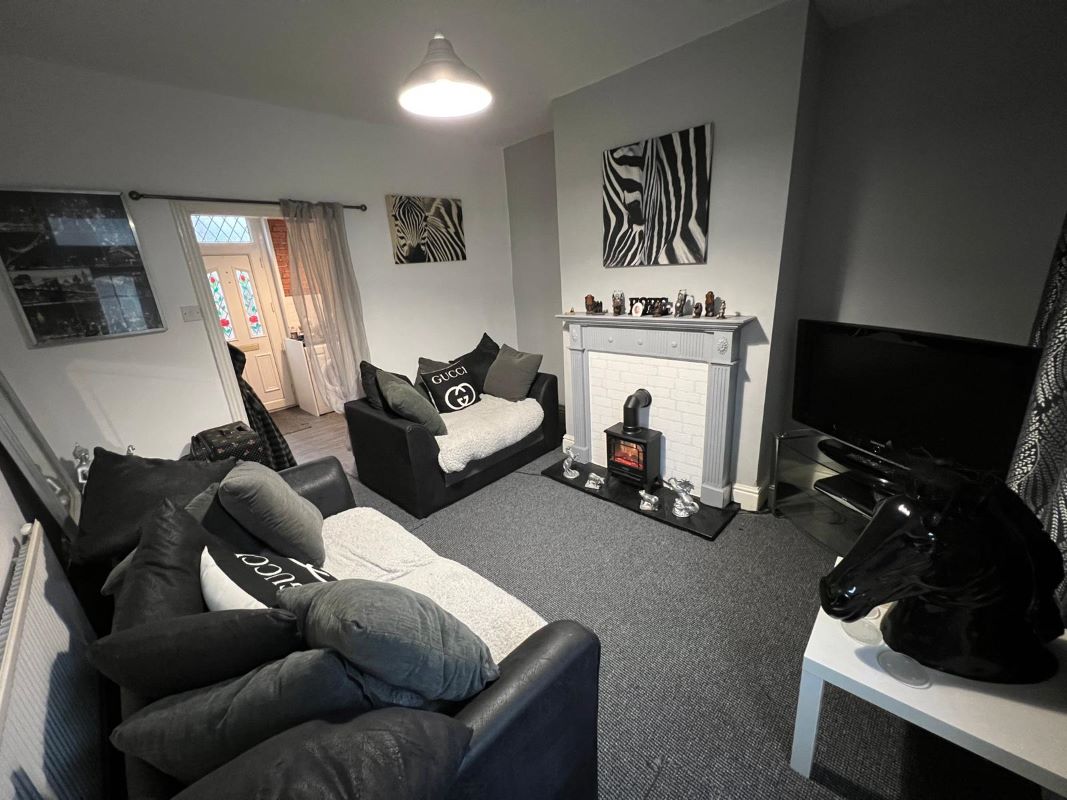 3 Rhodes Terrace, Barnsley, South Yorkshire, S70 1TX