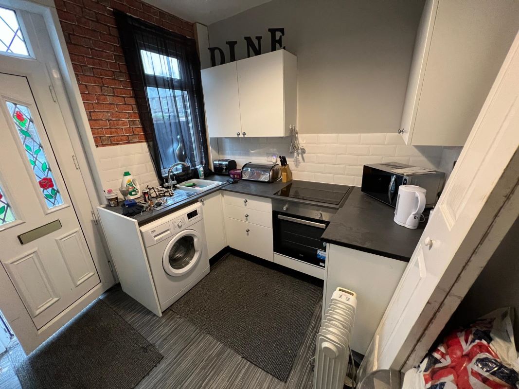 3 Rhodes Terrace, Barnsley, South Yorkshire, S70 1TX