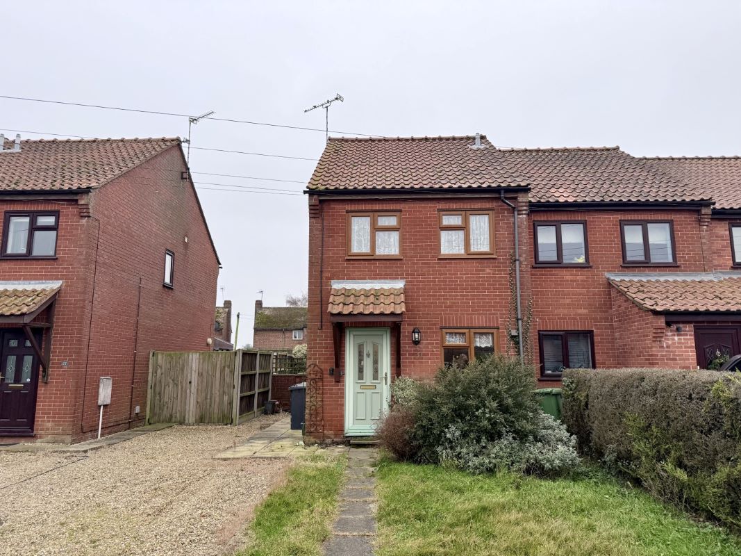 Property for Auction in East Anglia - 25 Wellington Crescent Sculthorpe, Fakenham, Norfolk, NR21 7PU