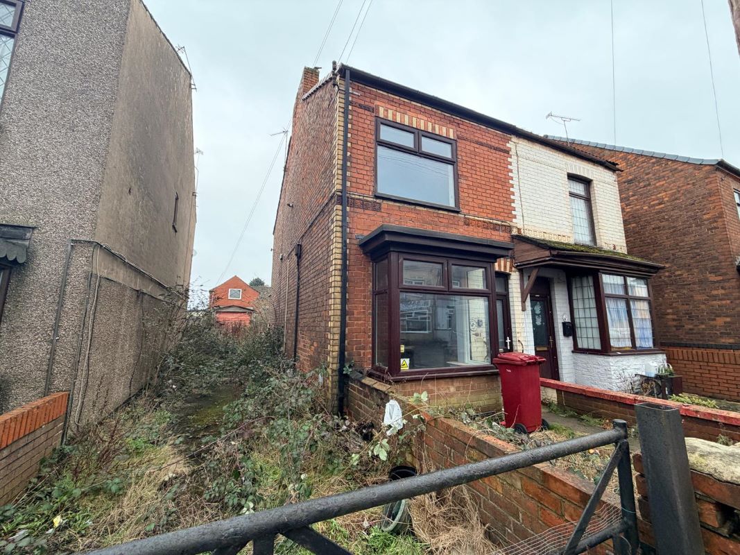 Property for Auction in Lincolnshire - 18 Ashby High Street, Scunthorpe, South Humberside, DN16 2NL