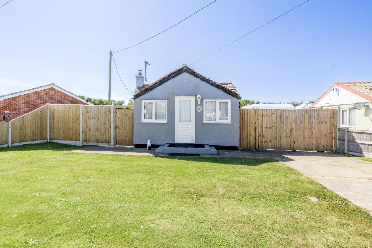 Property for Auction in East Anglia - 59 Fakes Road Hemsby, Great Yarmouth, Norfolk, NR29 4JL