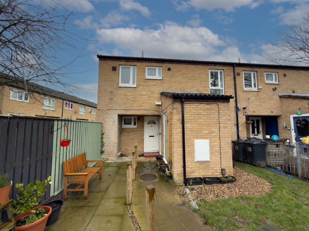 Property for Auction in South Yorkshire - 18 Jura Drive, Darlington, County Durham, DL1 3PY