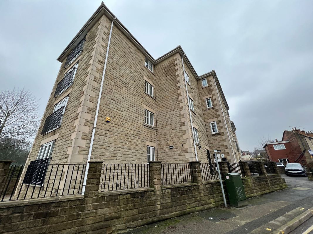 Property for Auction in South Yorkshire - Flat 2 Junction House, Barnsley, South Yorkshire, S70 1UF