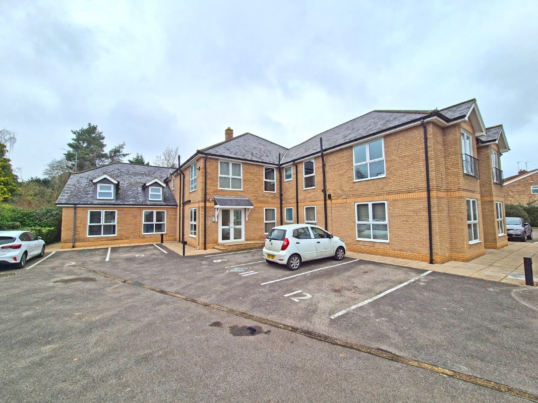 Property for Auction in Hull & East Yorkshire - Apartment 6 Station House Apartments, Station Road, Hessle, East Yorkshire, HU13 0DW