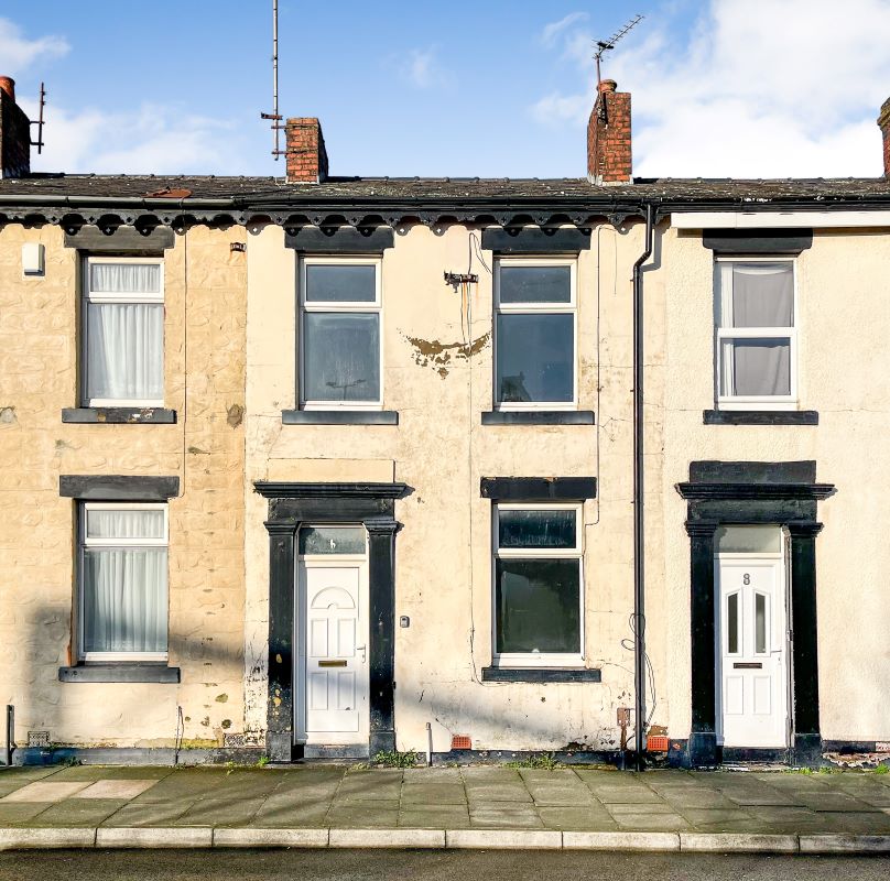 Property for Auction in London - 40 Percy Street, Fleetwood, Lancashire, FY7 7AD