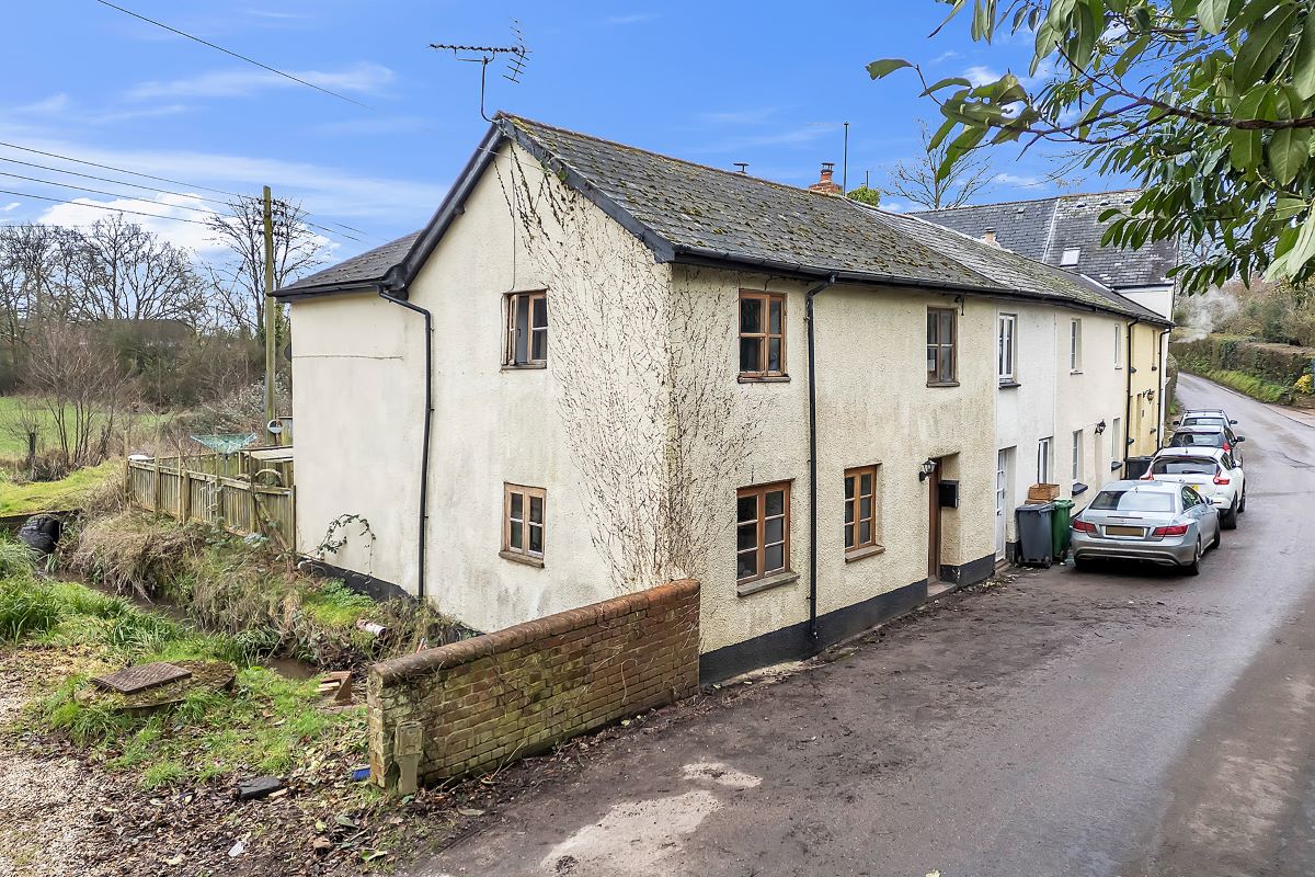 Property for Auction in South West - 1 Pencepool Cottages Plymtree, Cullompton, Devon, EX15 2JY