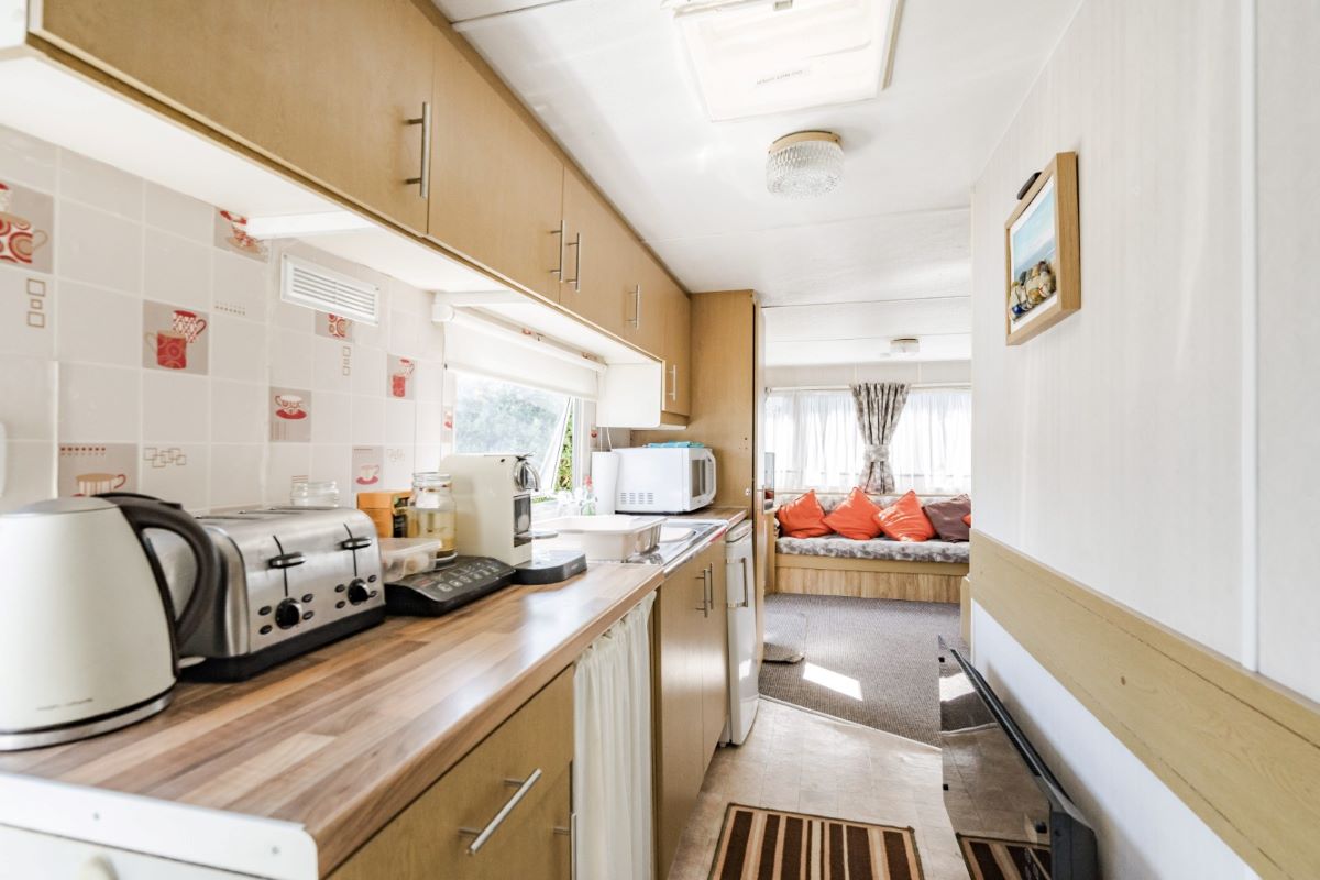 59 Fakes Road Hemsby, Great Yarmouth, Norfolk, NR29 4JL