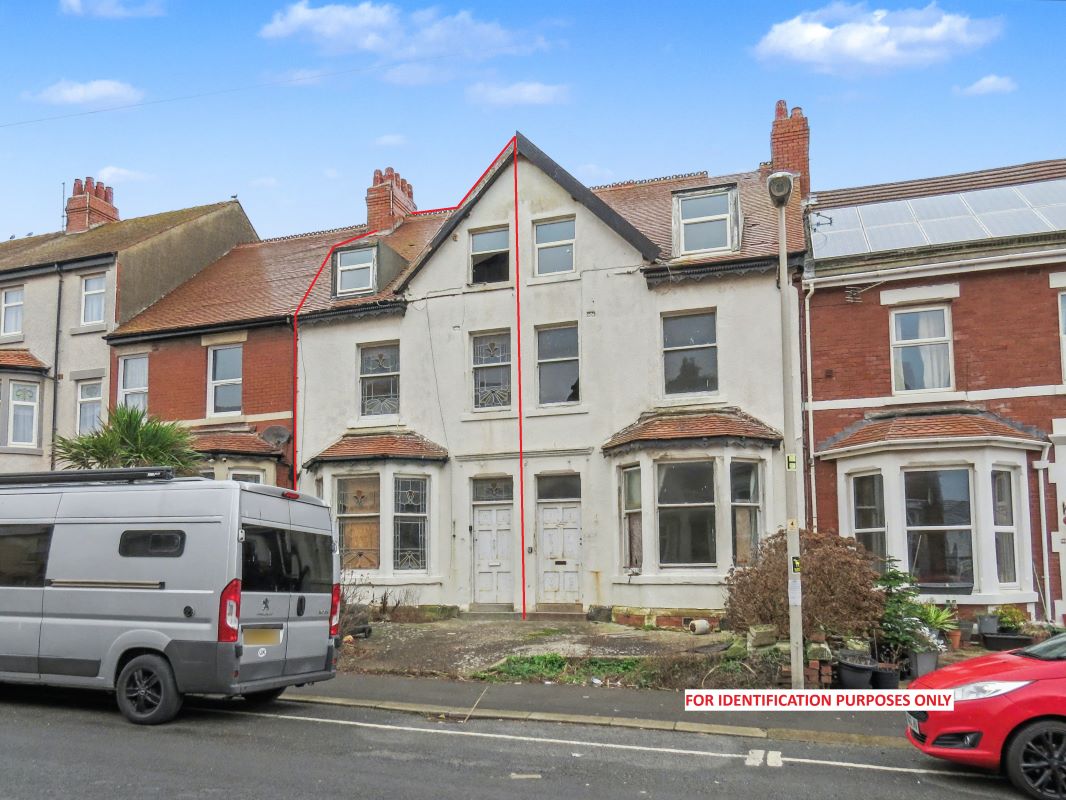 Property for Auction in Lincolnshire - 18 Hesketh Avenue Bispham, Blackpool, Lancashire, FY2 9JX