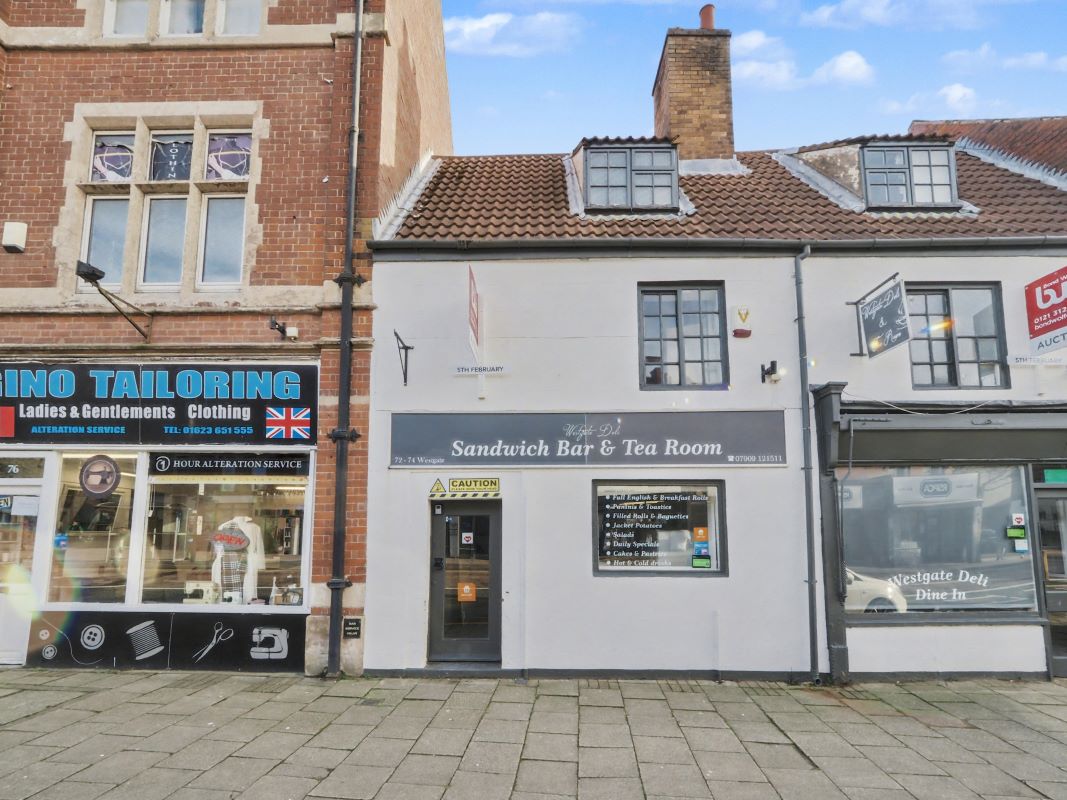 Property for Auction in Lincolnshire - 74 West Gate, Mansfield, Nottinghamshire, NG18 1RR