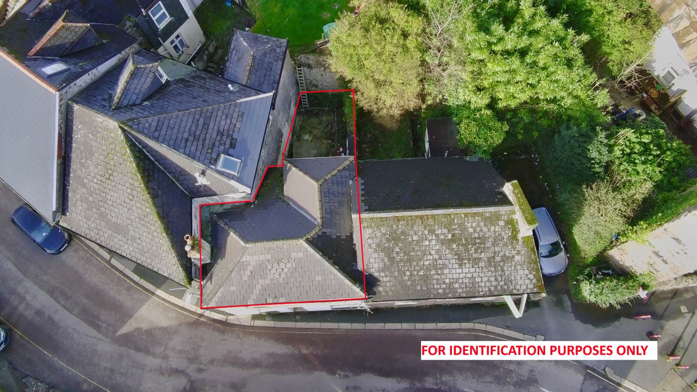 2 Trewirgie Road, Redruth, Cornwall, TR15 2SX