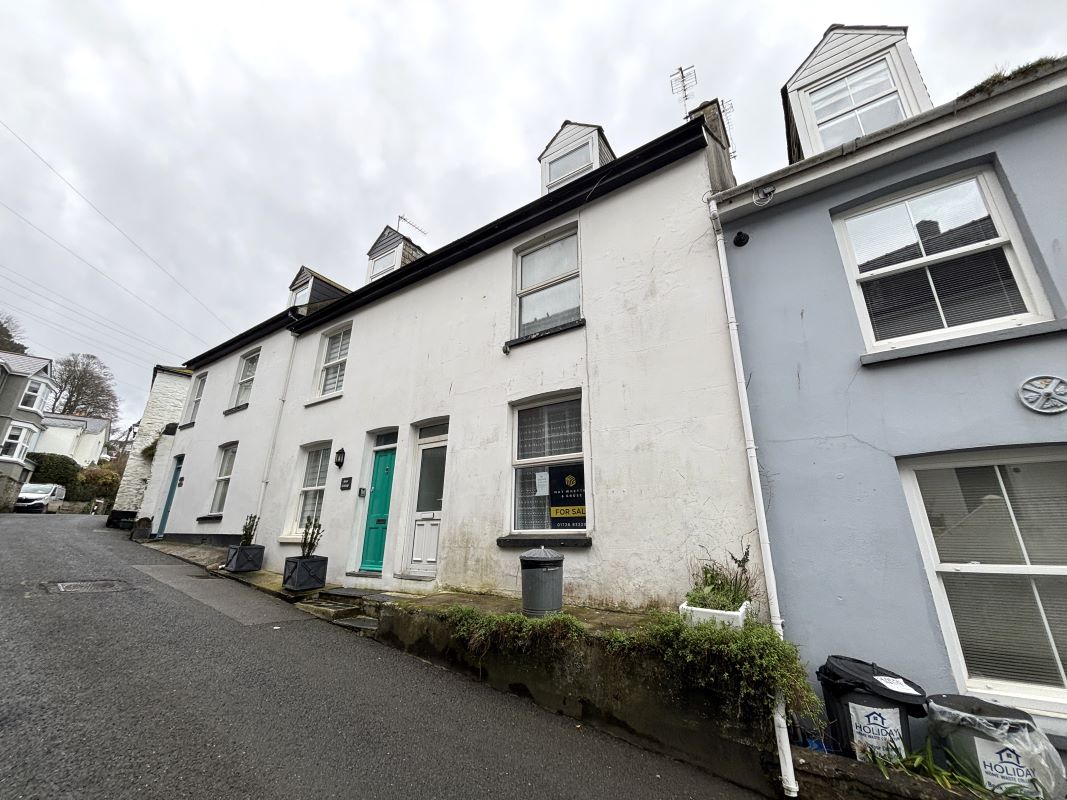 Property for Auction in South West - 46 Lostwithiel Street, Fowey, Cornwall, PL23 1BG