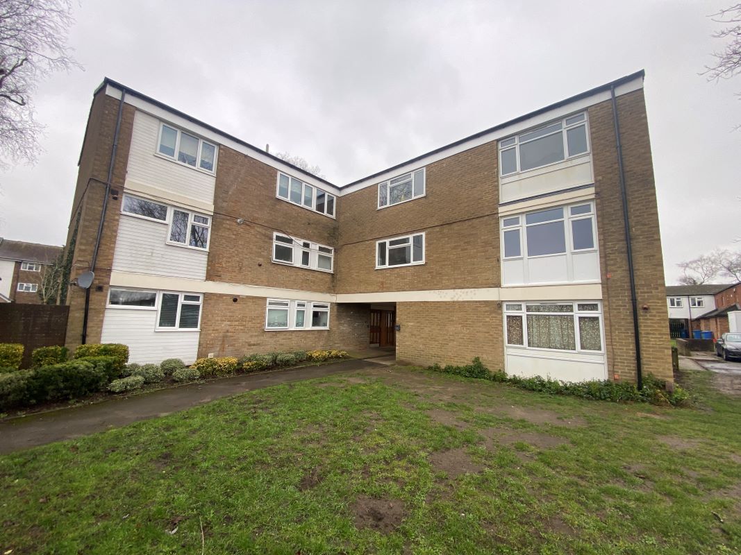 Property for Auction in South West - 5 Underwood, Bracknell, Berkshire, RG12 8XL