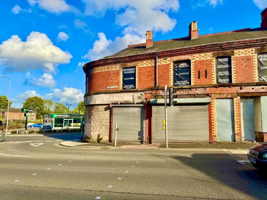 Property for Auction in South Yorkshire - 1 Croppers Hill Road, St. Helens, Merseyside, WA10 3SY