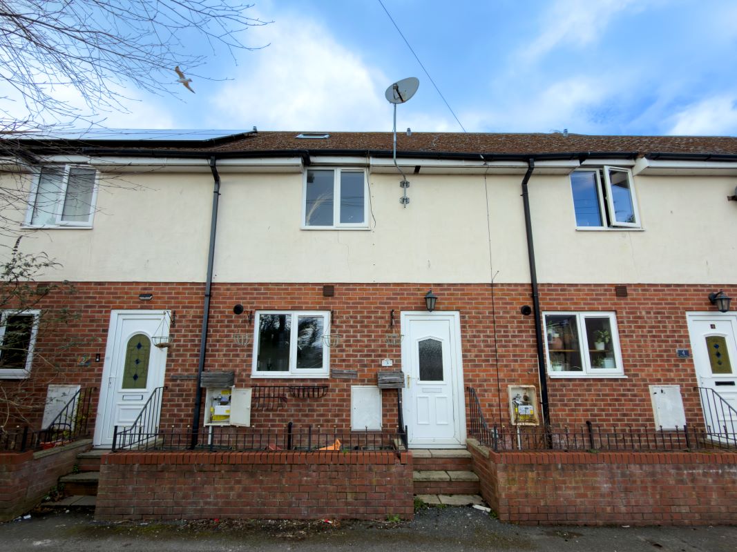 Property for Auction in Wales - 3 Vale Mews Vale Road, Rhyl, Clwyd, LL18 2BT