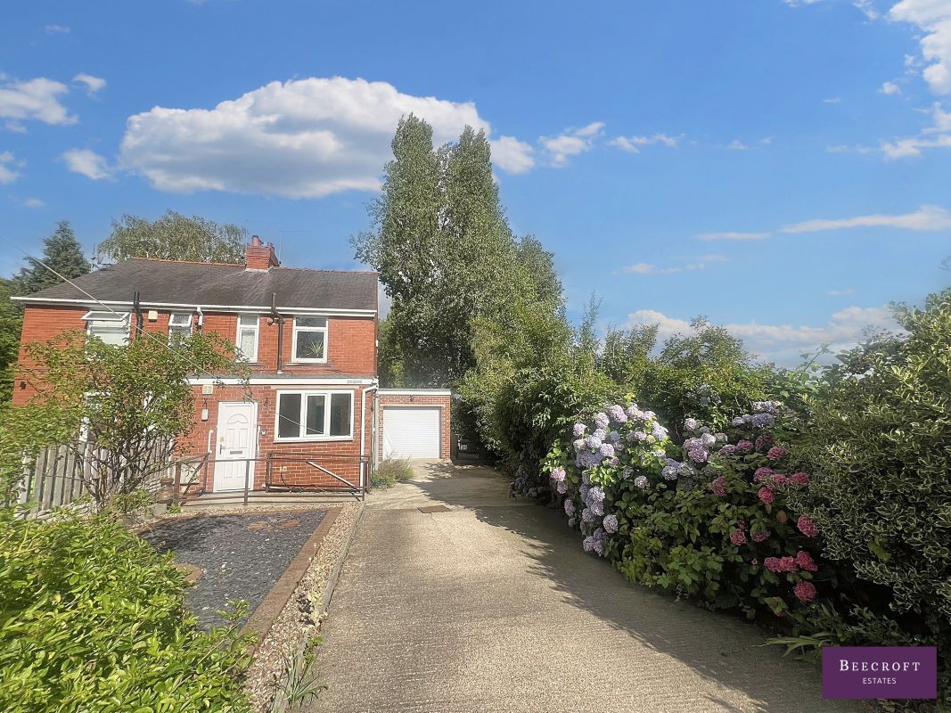 Property for Auction in South Yorkshire - Lea Cottage Blackburn Lane, Barnsley, South Yorkshire, S70 5QE