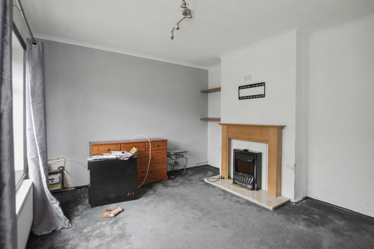 6 Hutton Way, Stoke-On-Trent, Staffordshire, ST2 0NU