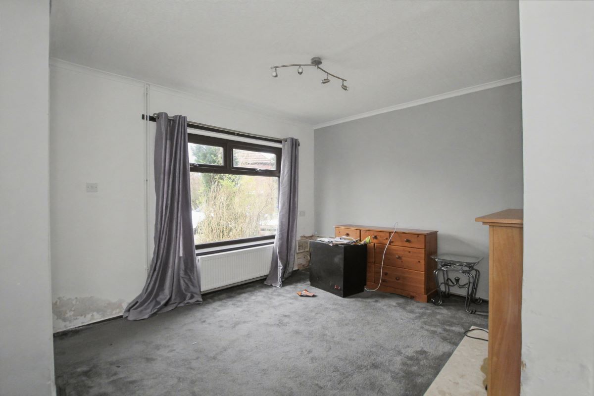 6 Hutton Way, Stoke-On-Trent, Staffordshire, ST2 0NU