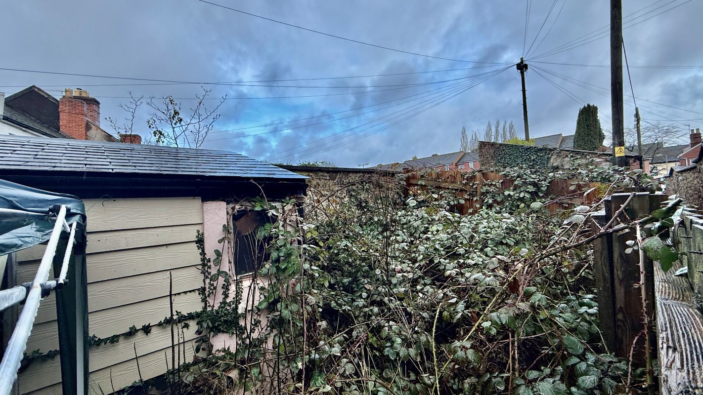 31/31A Church Street, Tiverton, Devon, EX16 5HX