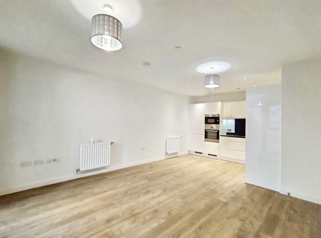 Flat 9 Viscount House, 8 Lakeside Drive, London, NW10 7GS