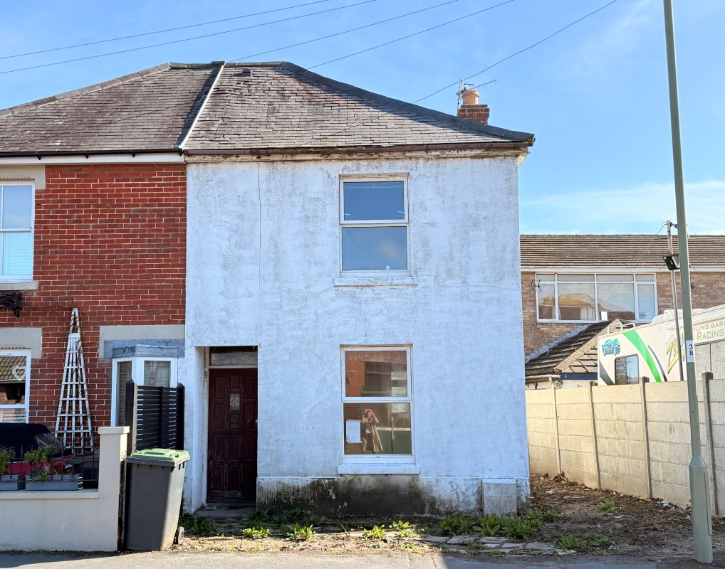 Property for Auction in London - 6 Church Road, Hayling Island, Hampshire, PO11 0NT