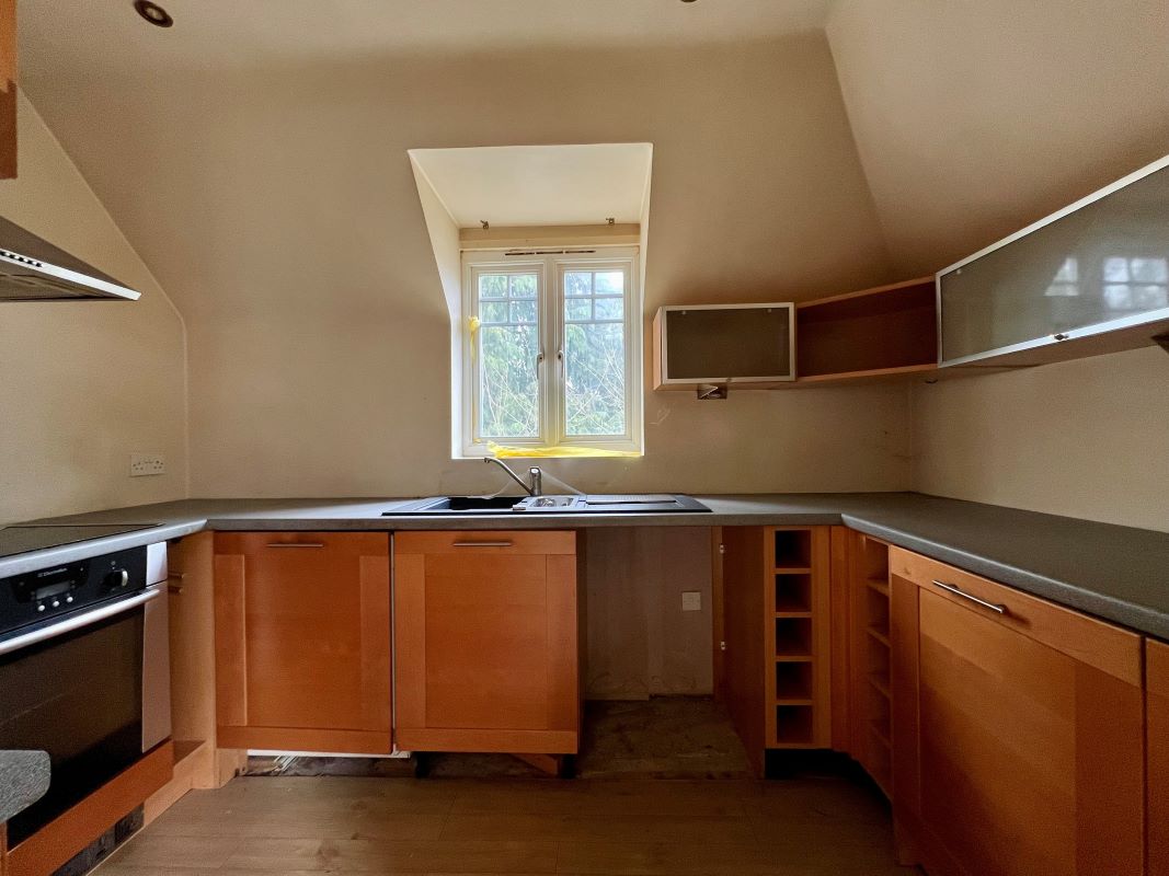 Flat 8 Birches House, 245 Birches Road, Redditch, Worcestershire, B97 4LR