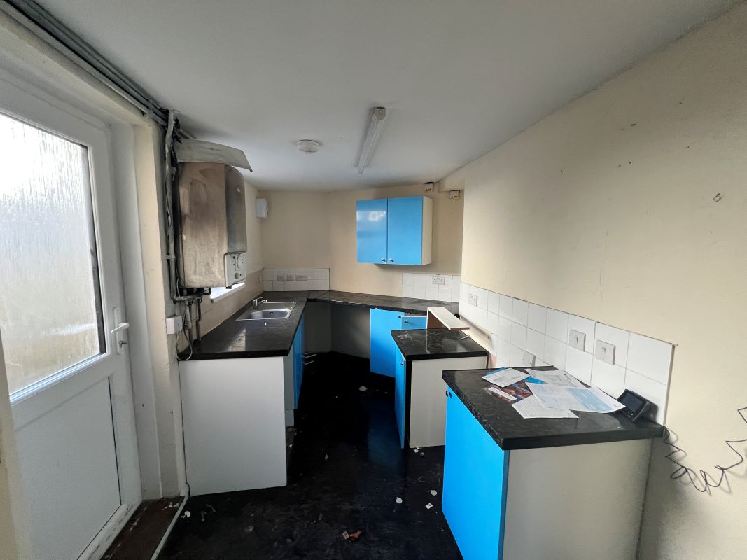 Ground Floor Flat 8 Patna Place, Plymouth, Devon, PL1 5AY