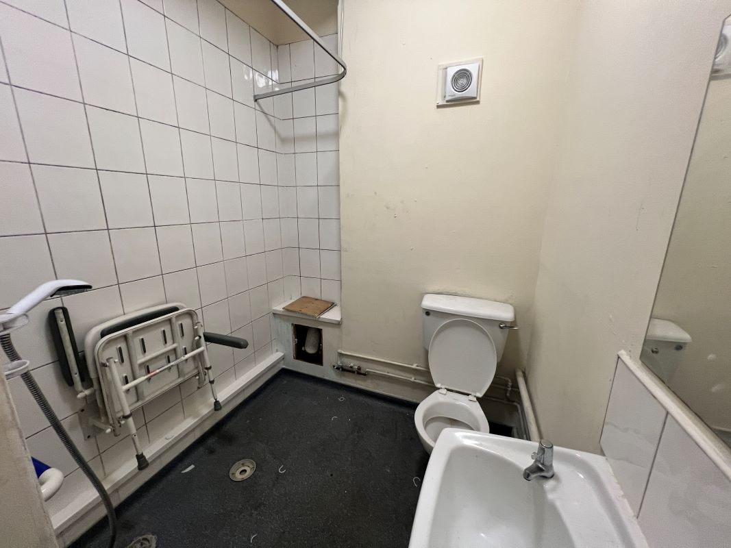 Ground Floor Flat 8 Patna Place, Plymouth, Devon, PL1 5AY