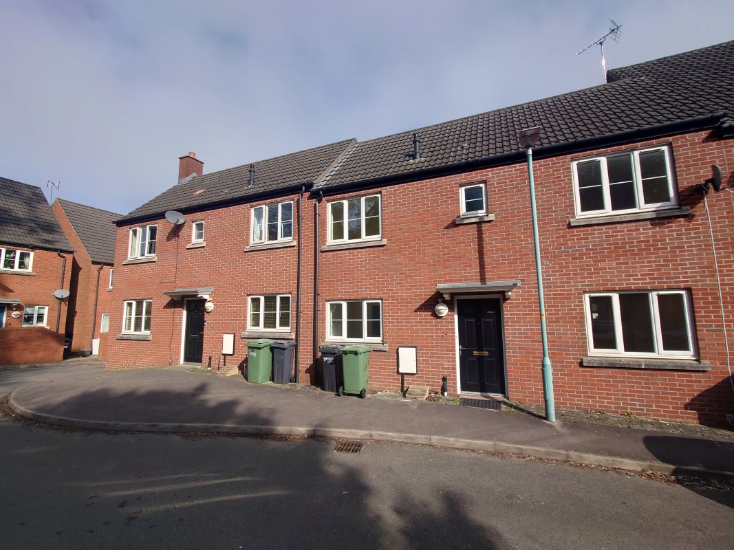 Property for Auction in South West - 17 Phelps Mill Close, Dursley, Gloucestershire, GL11 4GA