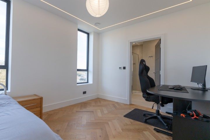 174 Crooked Mile, Waltham Abbey, Essex, EN9 2ES