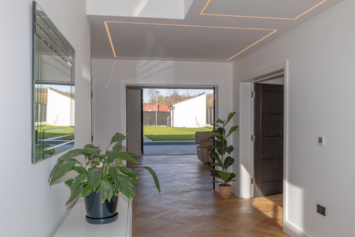 174 Crooked Mile, Waltham Abbey, Essex, EN9 2ES