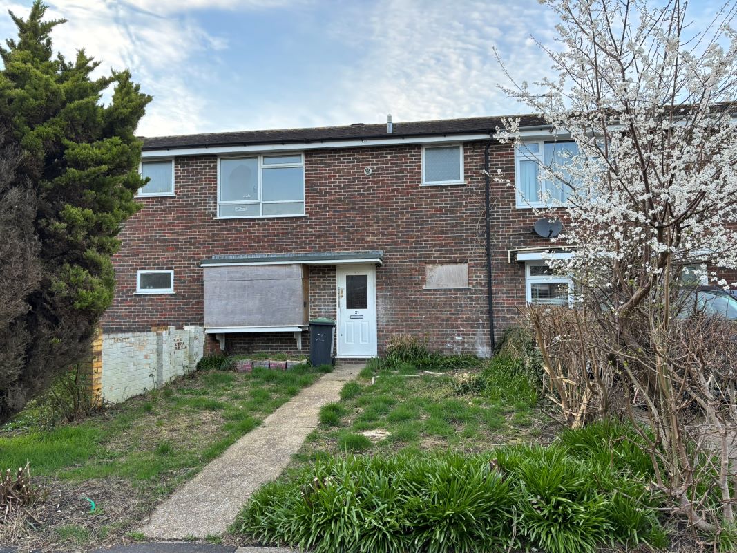 Property for Auction in Sussex & Hampshire - 21 Spencer Road, Emsworth, Hampshire, PO10 7XR